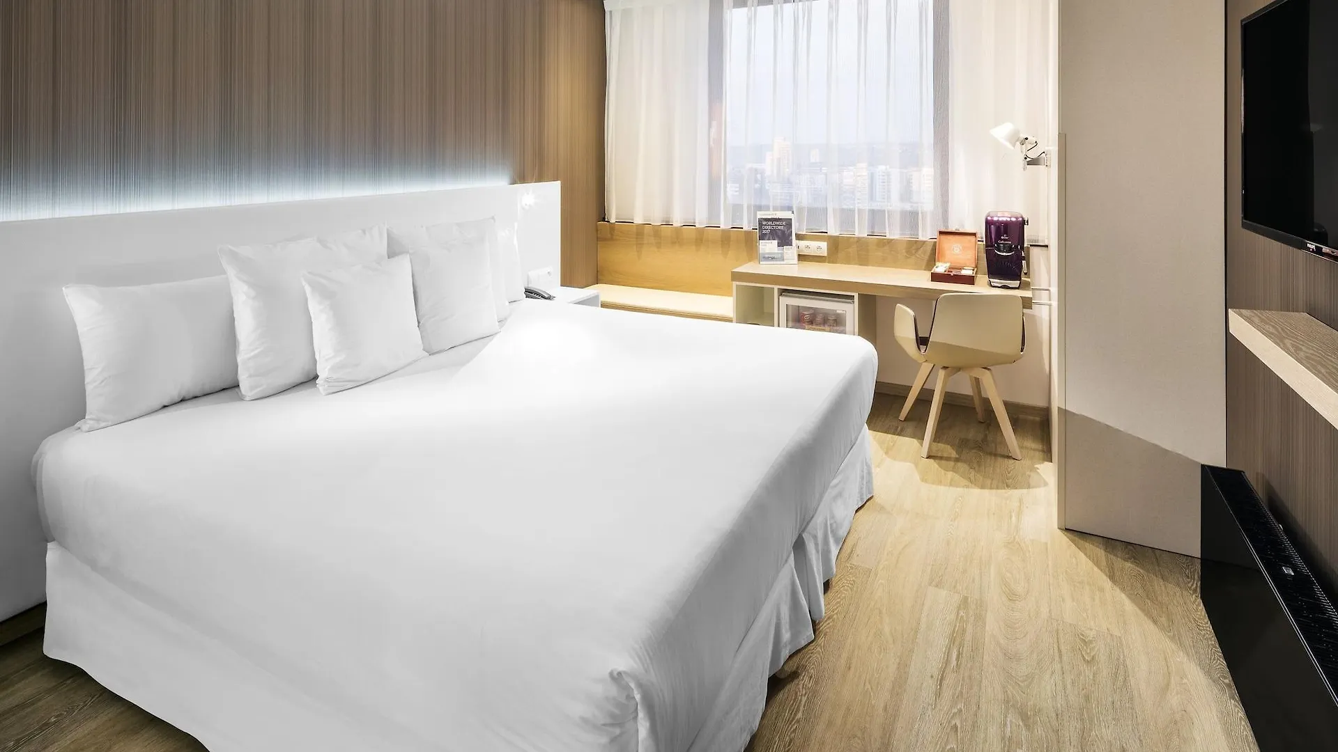 Occidental Praha Hotel 4*, Prague