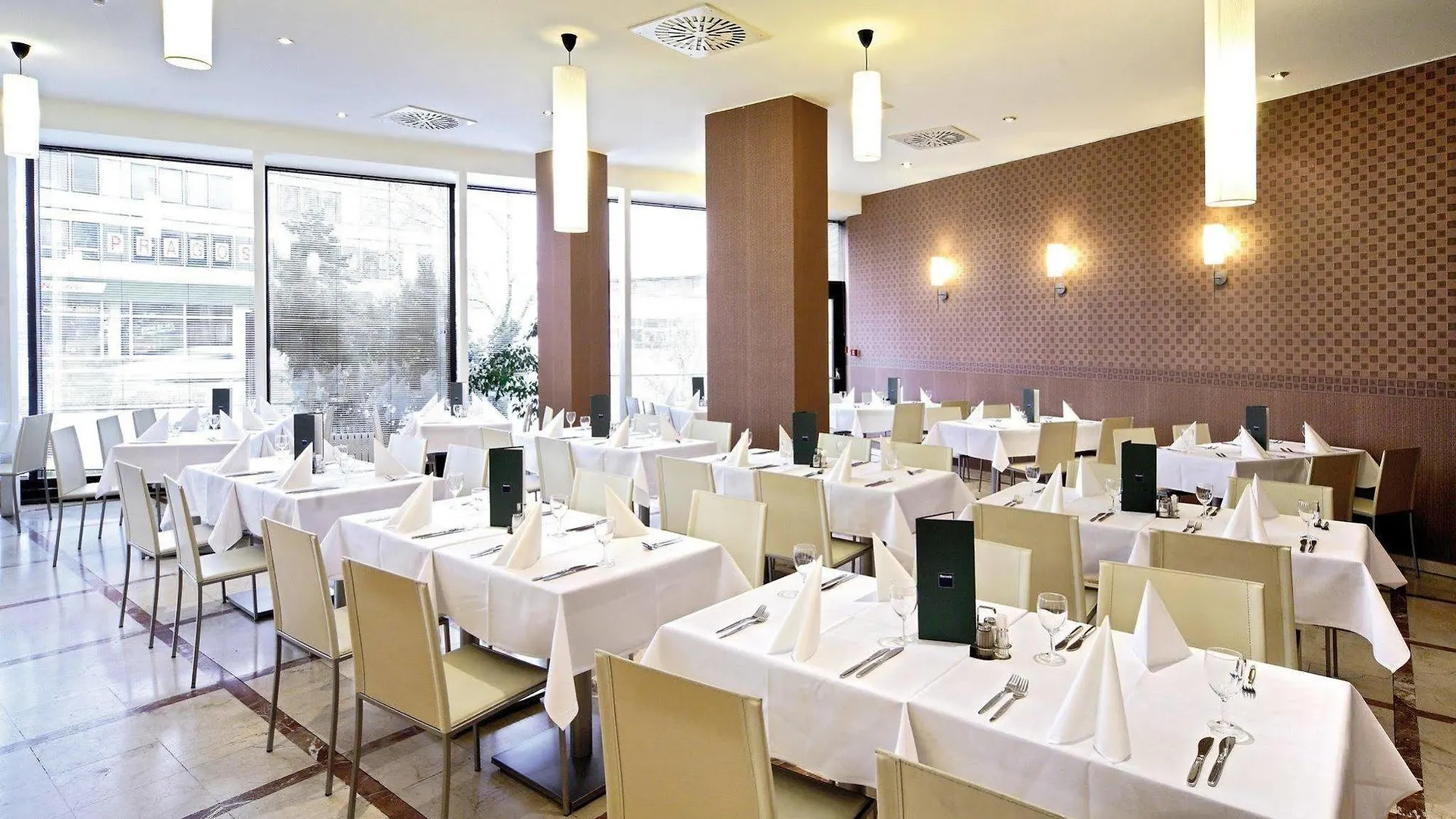 Occidental Praha Hotel  Praga